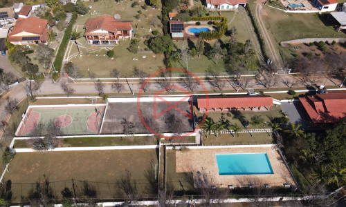 Chácara em Condomínio Fechado!! Interior de SP