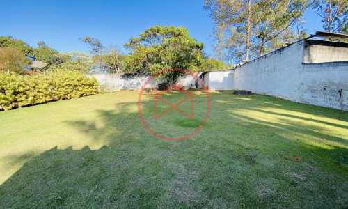 Chácara em Condomínio Fechado!! Interior de SP