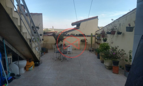 Casa Próximo ao Centro de Ibiúna!!