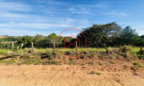 Terreno Próximo do centro de Ibiúna! Interior de SP