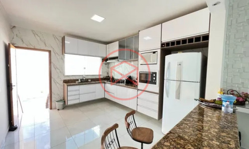 Casa Próximo ao Centro de Ibiúna!! Interior de SP