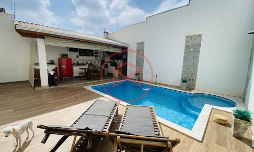 Casa Próximo ao Centro de Ibiúna!! Interior de SP