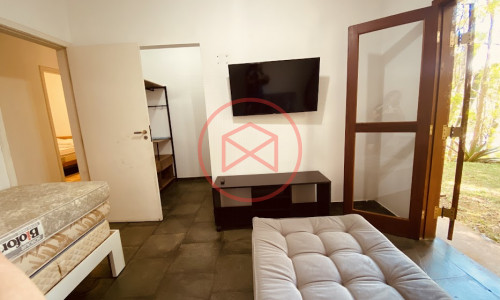 Chácara em Condomínio Fechado de Alto Padrão com acesso a Represa!!