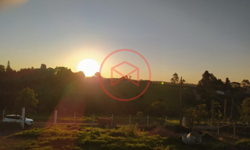 Lote em Condomínio Fechado!!