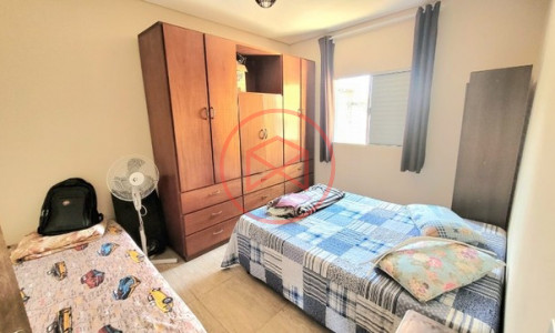 Casa com piscina em Condomínio Antes do Centro!!