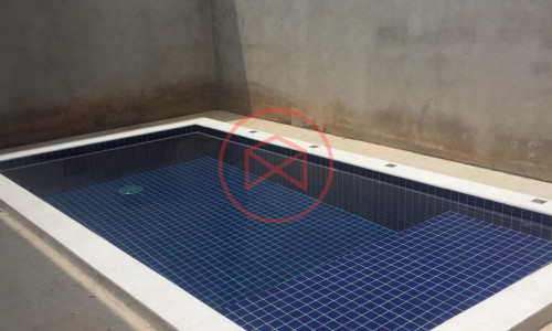 Casa em condomínio fechado!