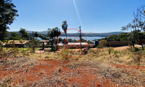 Terreno com vista para represa em Ibiúna. Interior de SP
