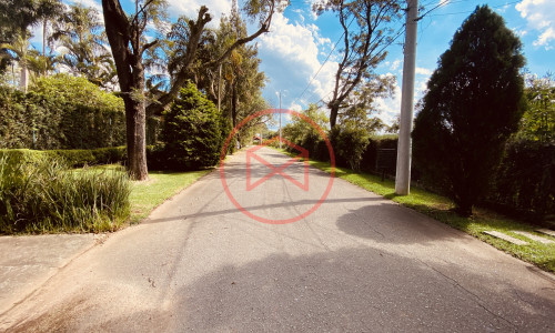 Chácara em Condomínio Antes do Centro!!