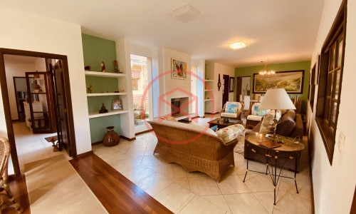 Chácara em Condomínio Antes do Centro!!