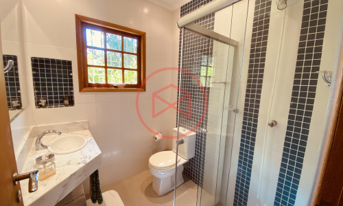 Chácara em Condomínio Antes do Centro!!