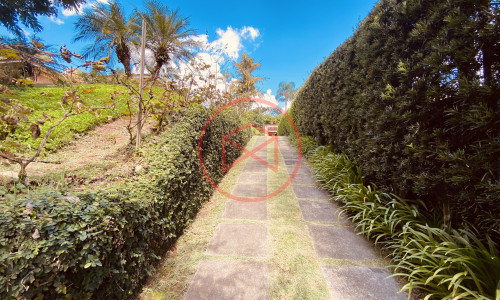 Chácara em Condomínio Antes do Centro!!