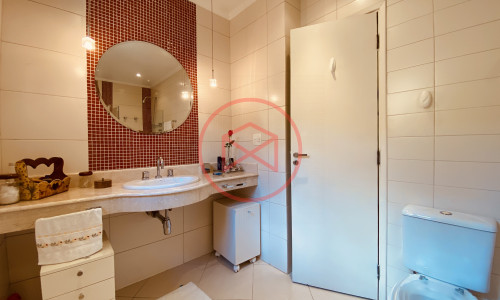 Chácara em Condomínio Antes do Centro!!