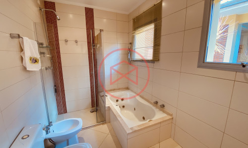 Chácara em Condomínio Antes do Centro!!