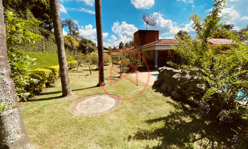 Chácara em Condomínio Antes do Centro!!