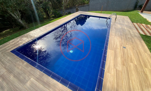 Chácara Próximo do Centro de Ibiúna!!