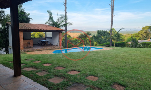 Chácara Próximo a Represa de Ibiúna!!