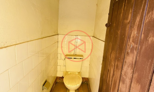 Casa Comercial no Centro de Ibiúna