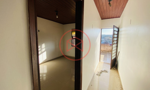 Casa Comercial no Centro de Ibiúna