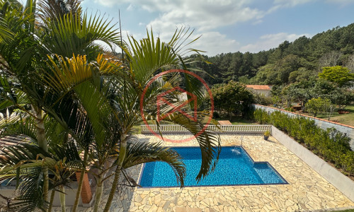 Chácara Próximo do Centro de Ibiúna!!