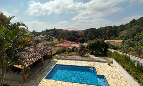 Chácara Próximo do Centro de Ibiúna!!