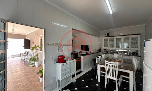 Chácara Próximo do Centro de Ibiúna!!