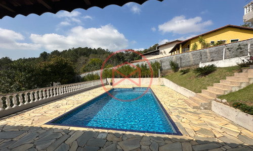 Chácara Próximo do Centro de Ibiúna!!