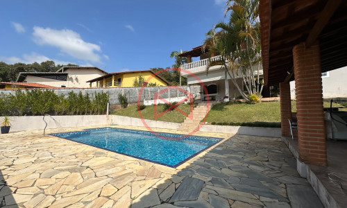 Chácara Próximo do Centro de Ibiúna!!