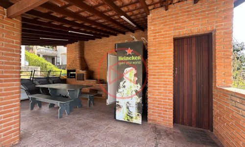 Chácara Próximo do Centro de Ibiúna!!