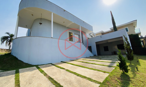 Chácara em Condomínio Antes do Centro!!