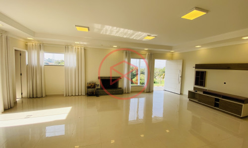 Chácara em Condomínio Antes do Centro!!