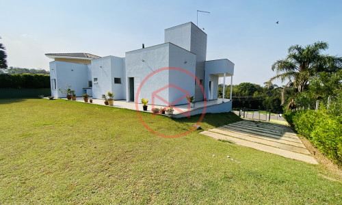 Chácara em Condomínio Antes do Centro!!