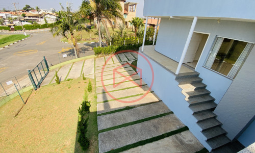 Chácara em Condomínio Antes do Centro!!