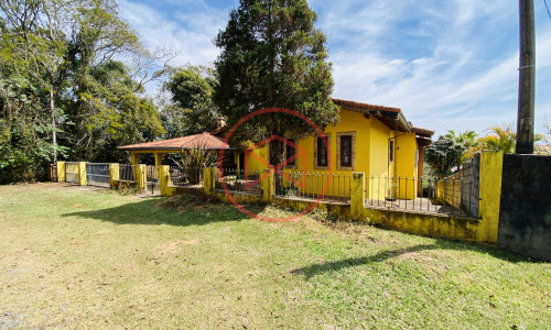 Chácara em Condomínio Antes do Centro!!