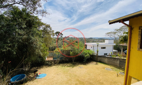 Chácara em Condomínio Antes do Centro!!