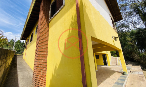 Chácara em Condomínio Antes do Centro!!