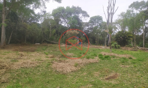 Chácara em Ibiuna!! Próximo a Represa.