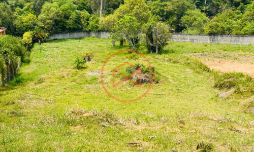 Terreno em Condomínio Fechado Antes do Centro de Ibiúna!