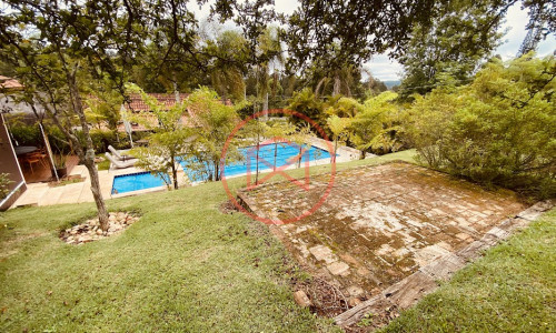 Chácara em Condomínio com 5.000 mts Antes do Centro!!