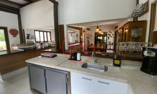 Chácara em Condomínio com 5.000 mts Antes do Centro!!