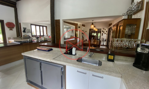 Chácara em Condomínio com 5.000 mts Antes do Centro!!