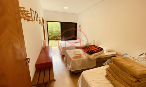 Chácara em Condomínio com 5.000 mts Antes do Centro!!