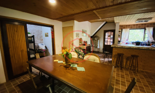 Chácara em Condomínio Fechado!!