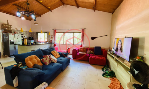 Chácara em Condomínio Fechado!!