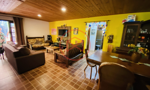 Chácara em Condomínio Fechado!!