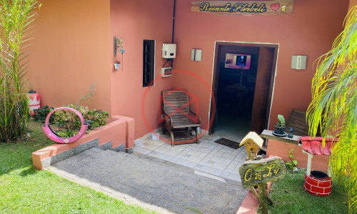 Chácara em Condomínio Fechado!!