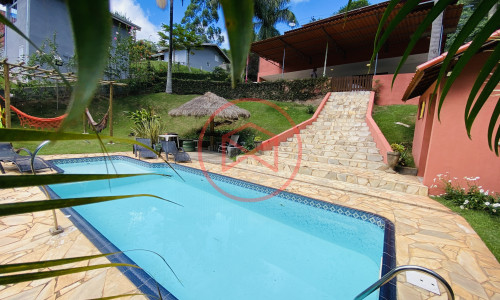 Chácara em Condomínio Fechado!!