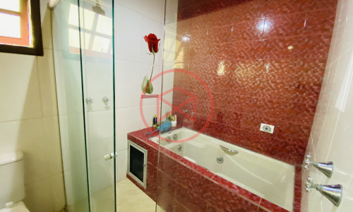 Chácara em Condomínio Fechado!!