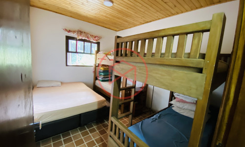 Chácara em Condomínio Fechado!!