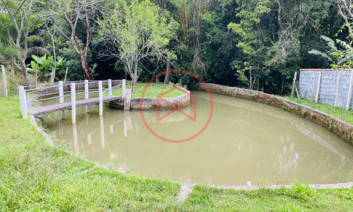 Chácara em Condomínio Antes do Centro de Ibiúna!!