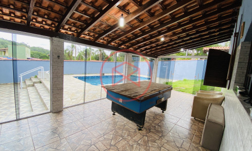 Chácara em Condomínio Antes do Centro de Ibiúna!!